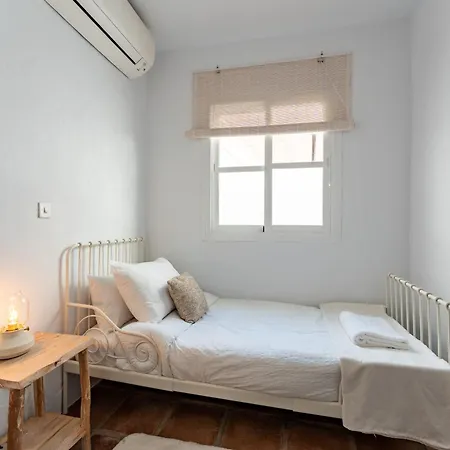 La Cueva Holiday home